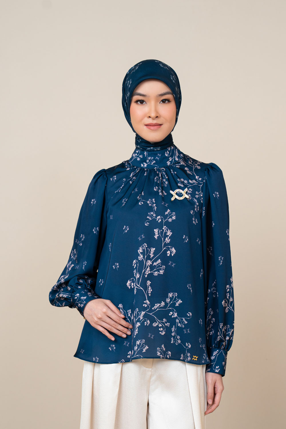 Gantari Blouse