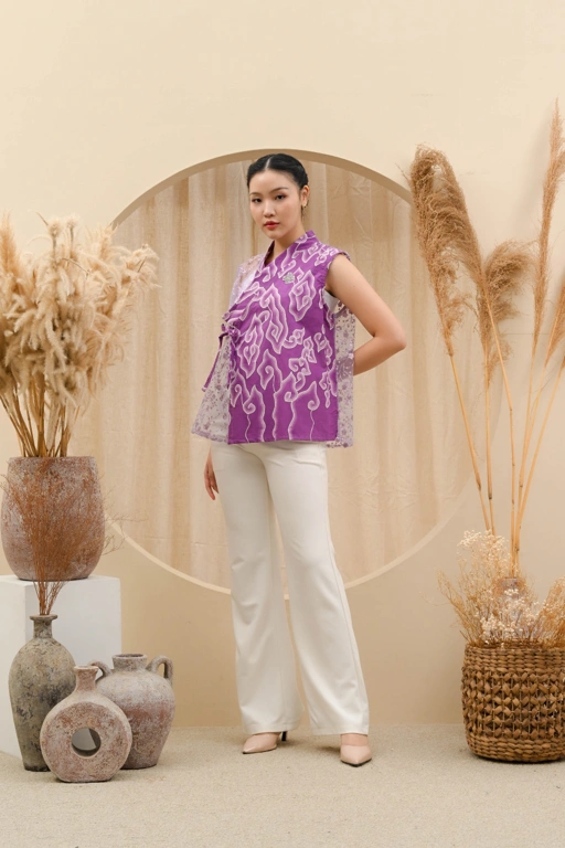 Image of LYUNA VEST