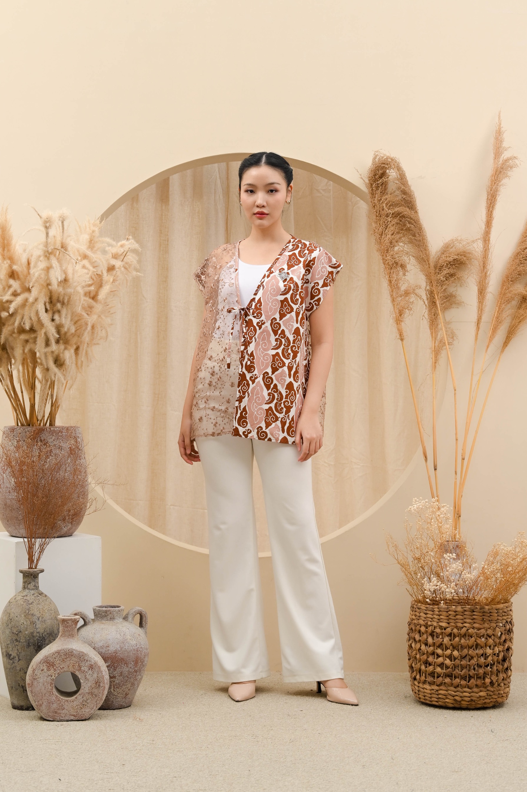 LANGENIA VEST
