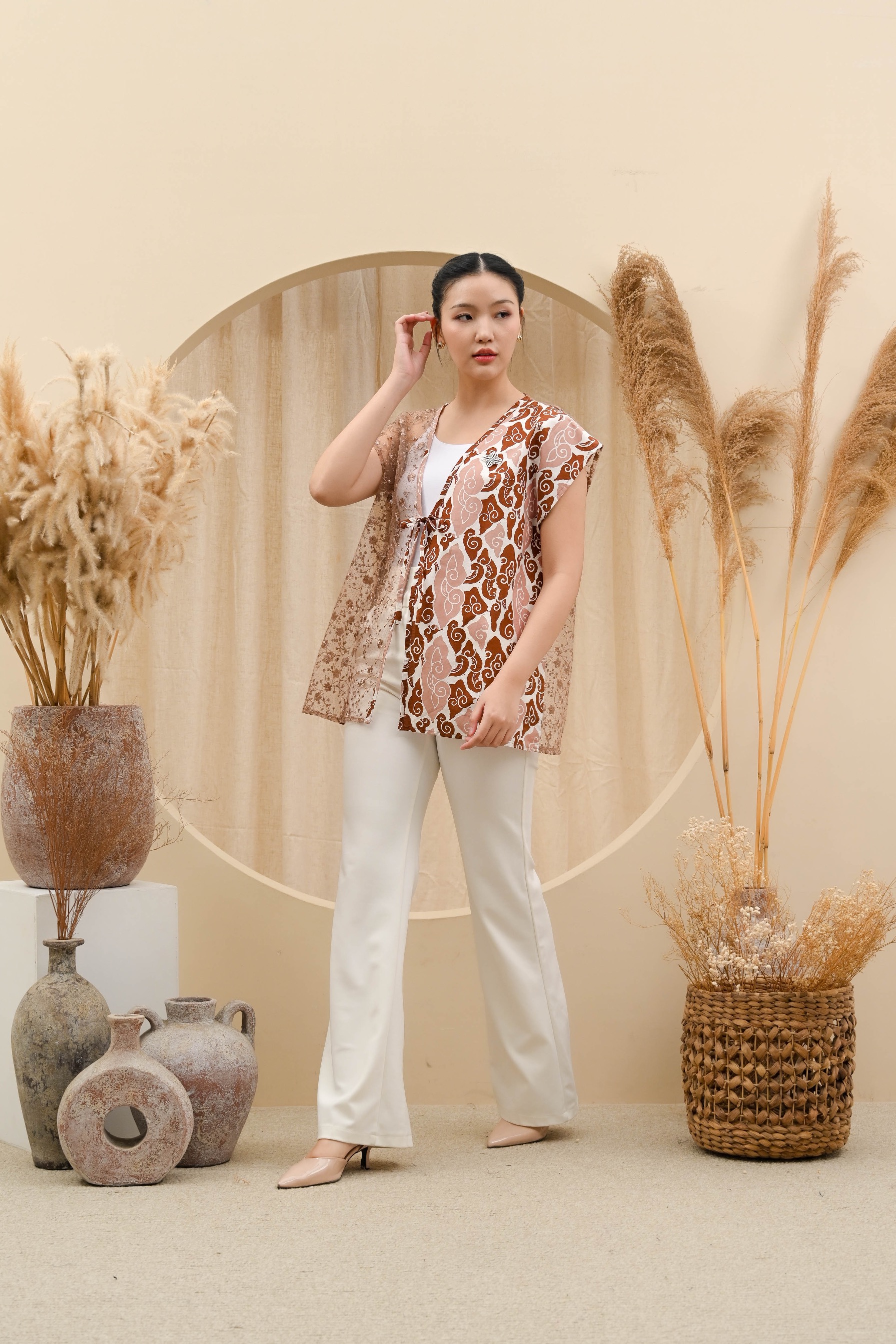 LANGENIA VEST