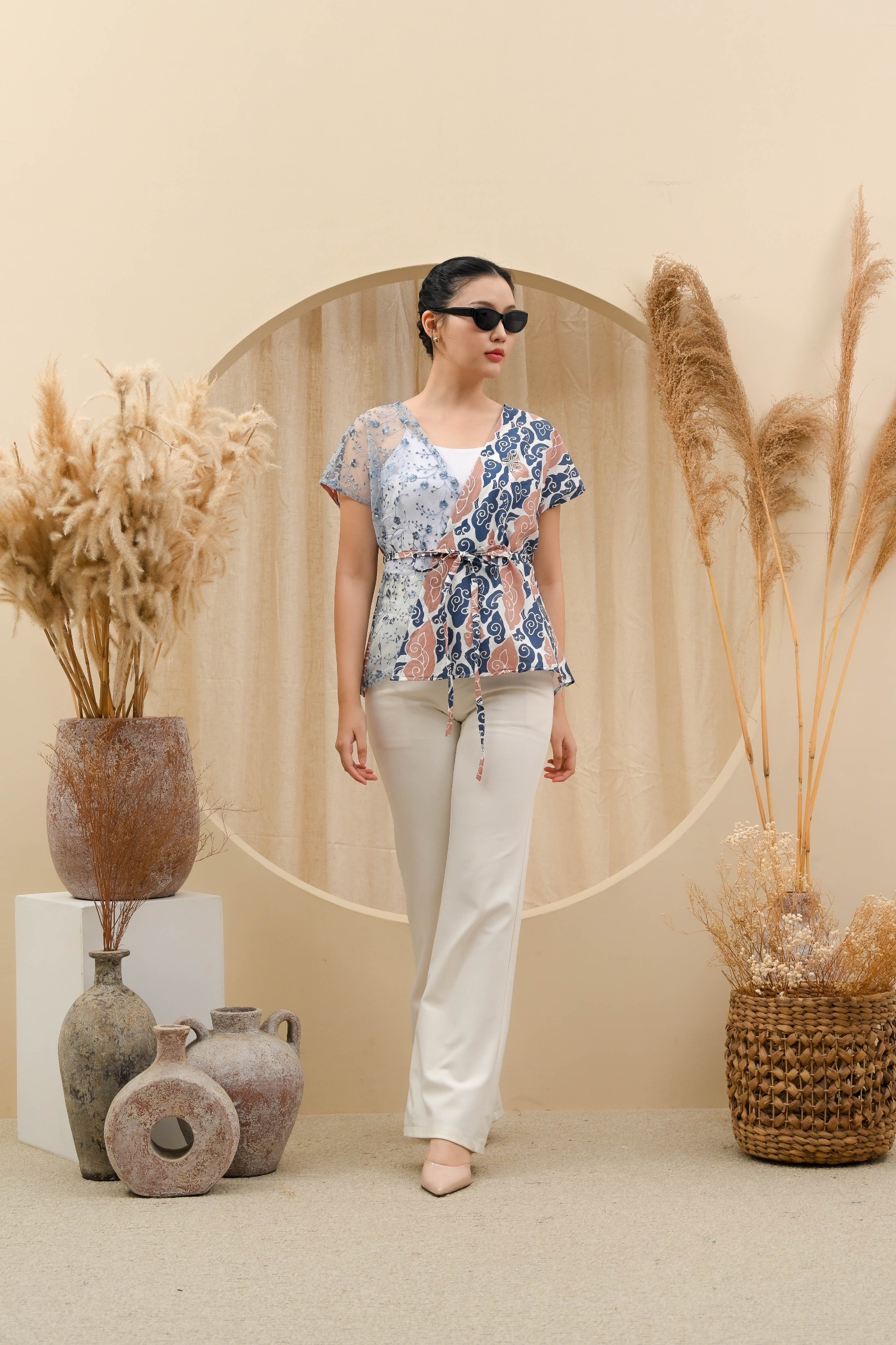 LUMIRA VEST