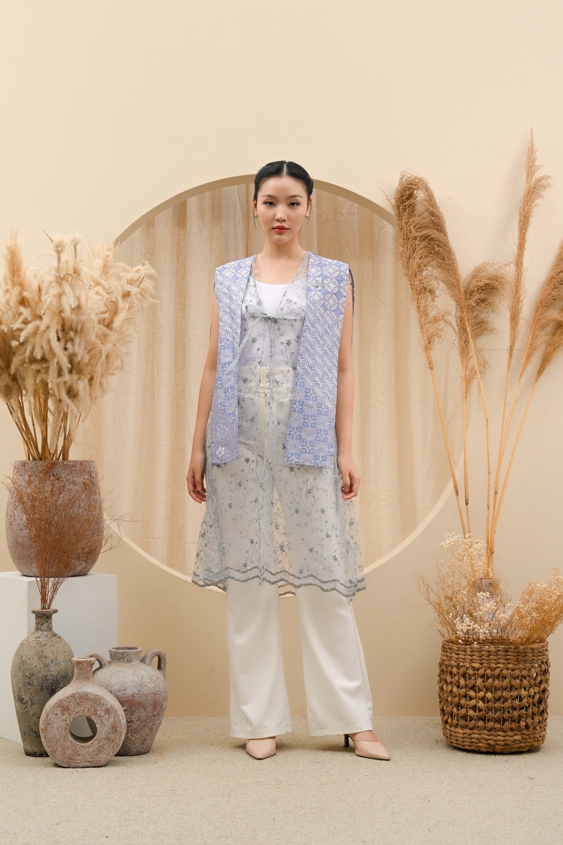 VIRELLA VEST