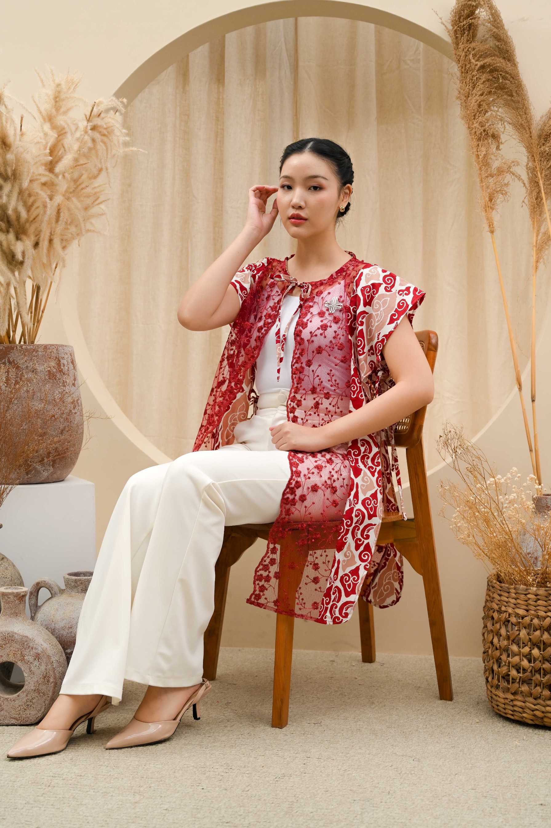 TIVANI VEST