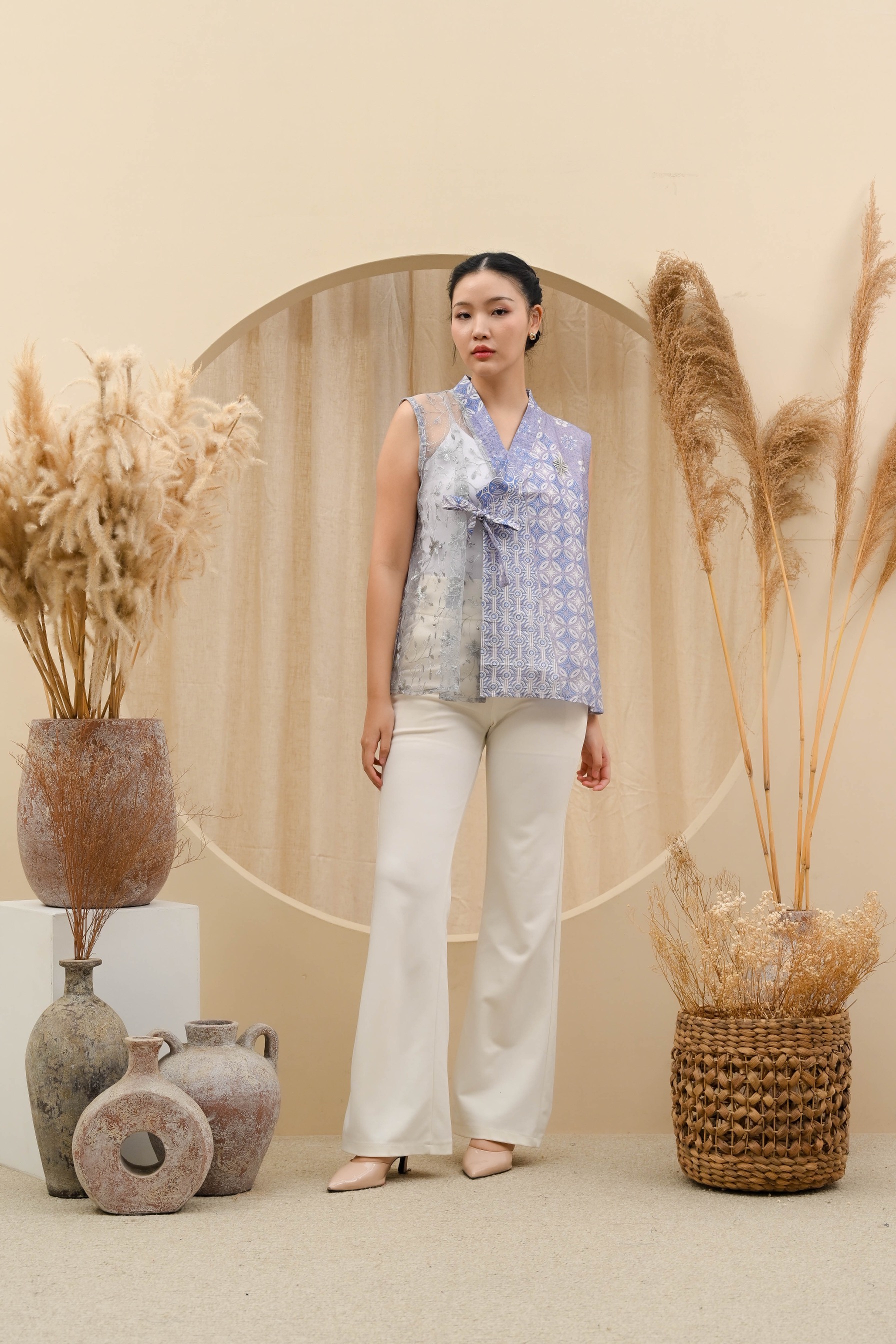 SERAPHINE VEST