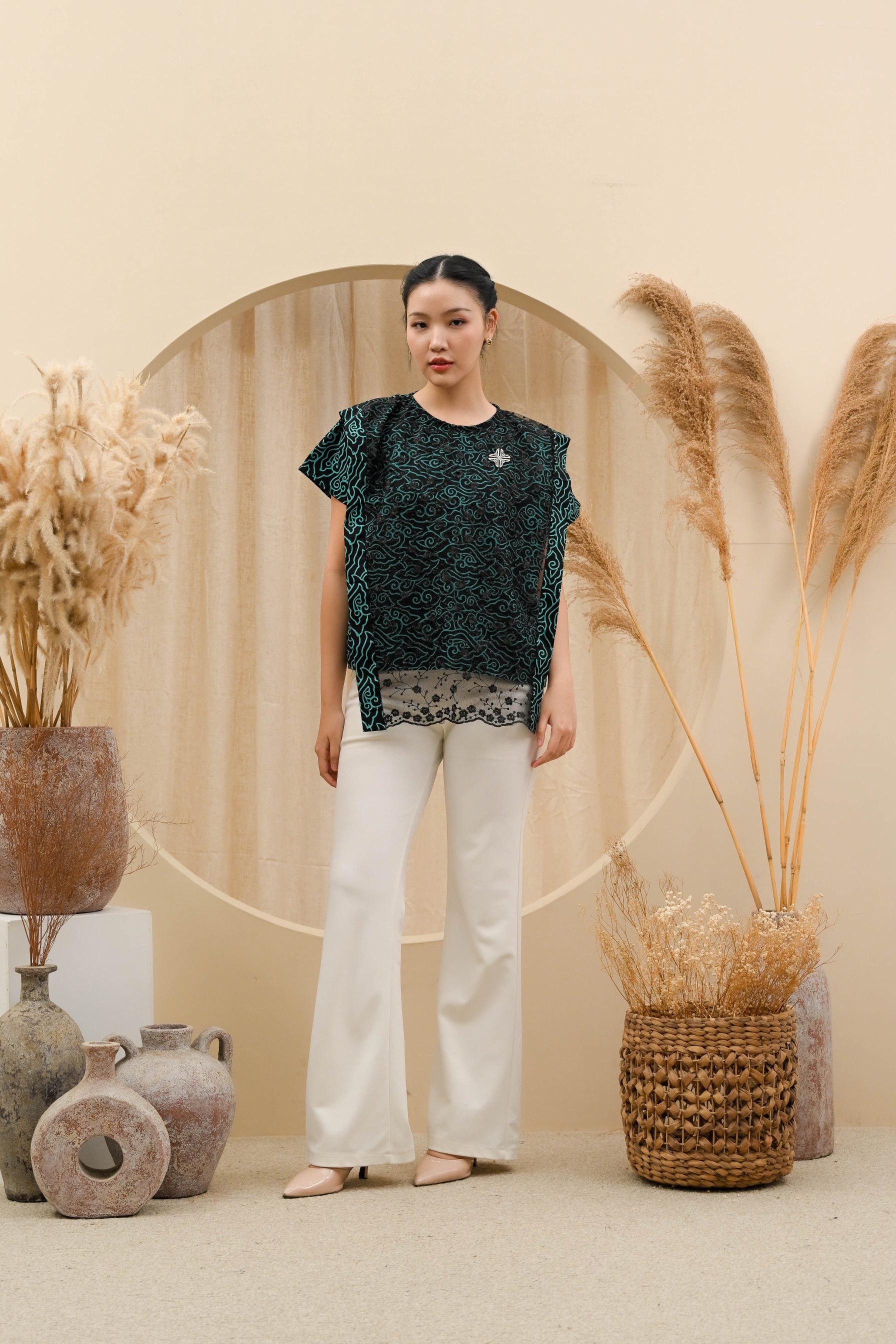 RAEVA BLOUSE