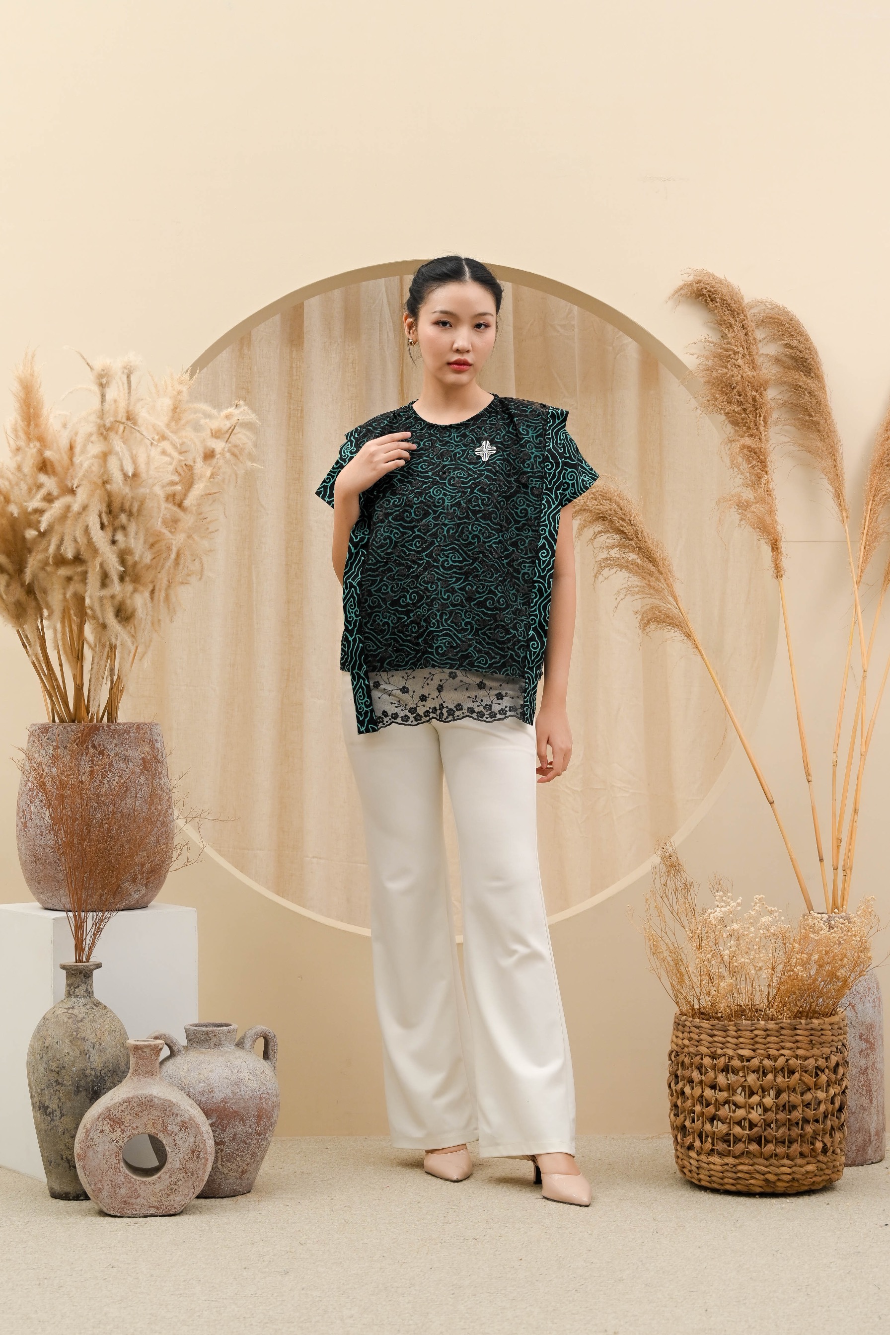 RAEVA BLOUSE