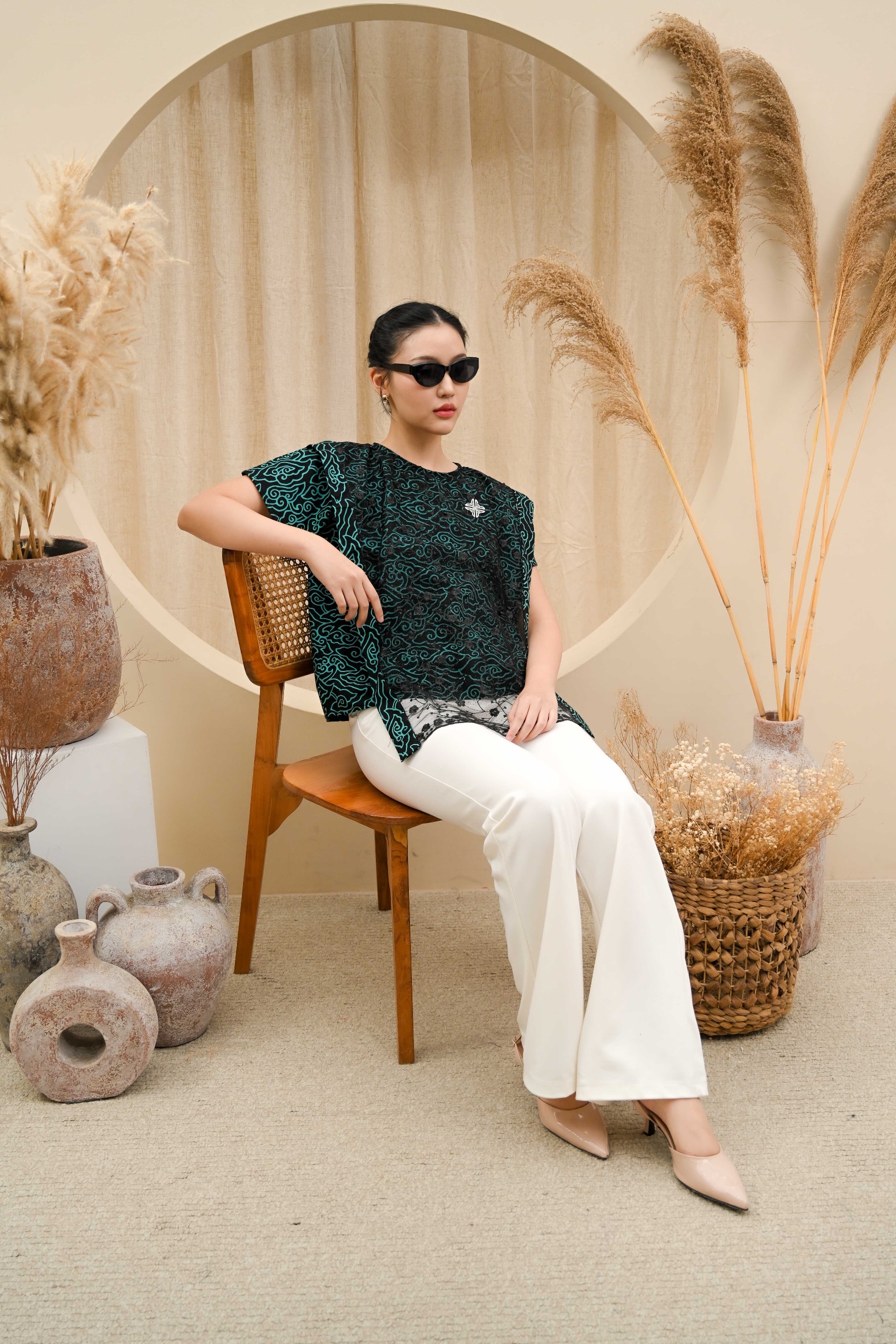RAEVA BLOUSE