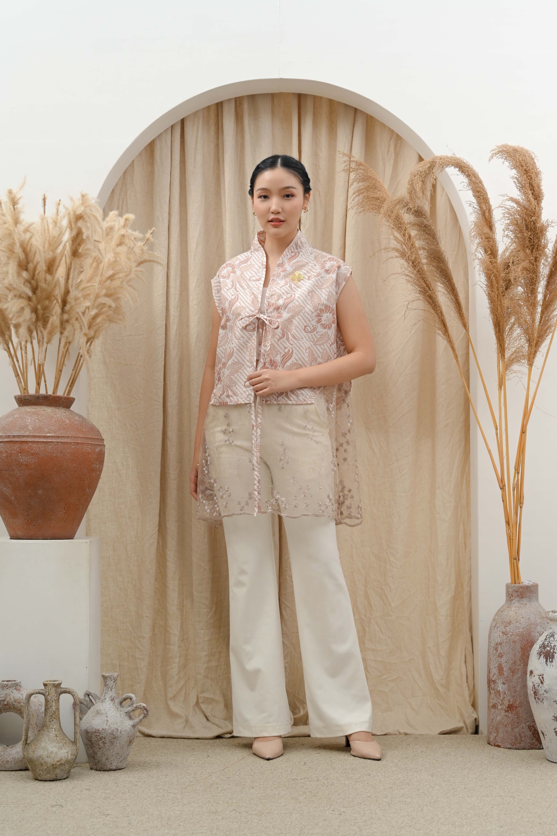 LARICE VEST