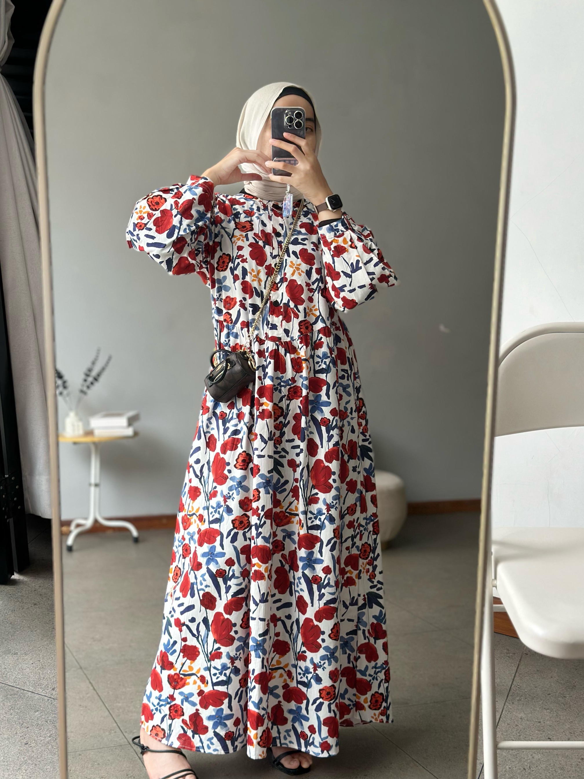 Yumi Dress