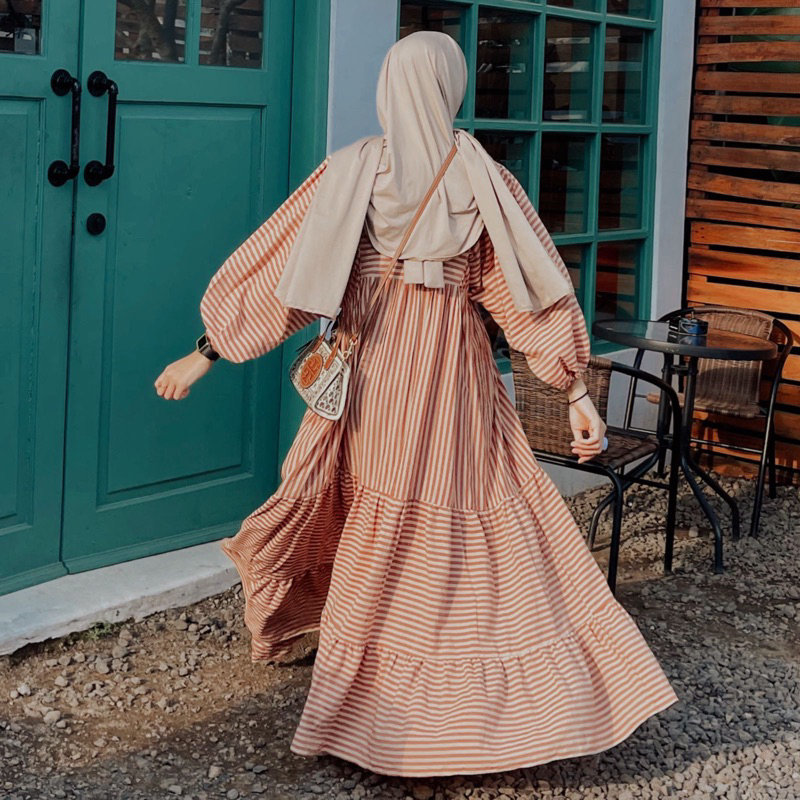Suzy Dress