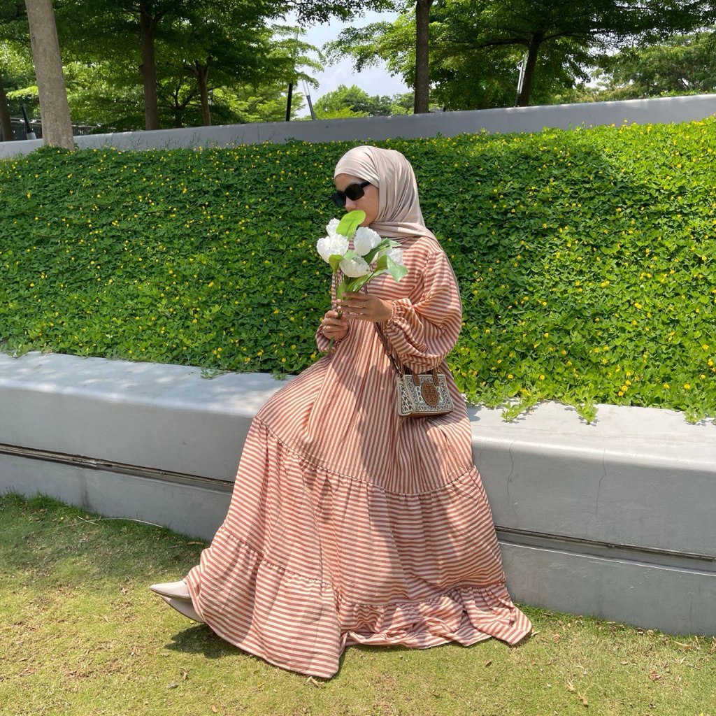 Suzy Dress