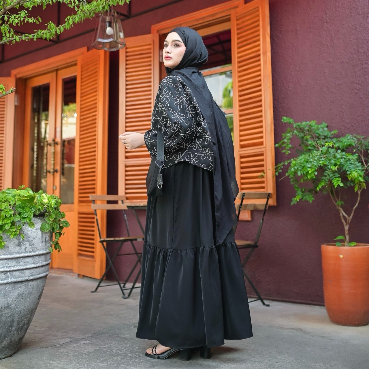 Mayaka Dress
