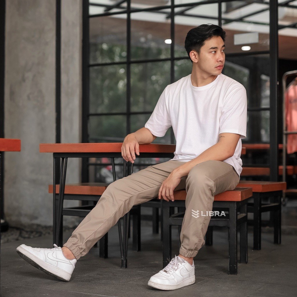 Delibra Celana Jogger Panjang Khaki
