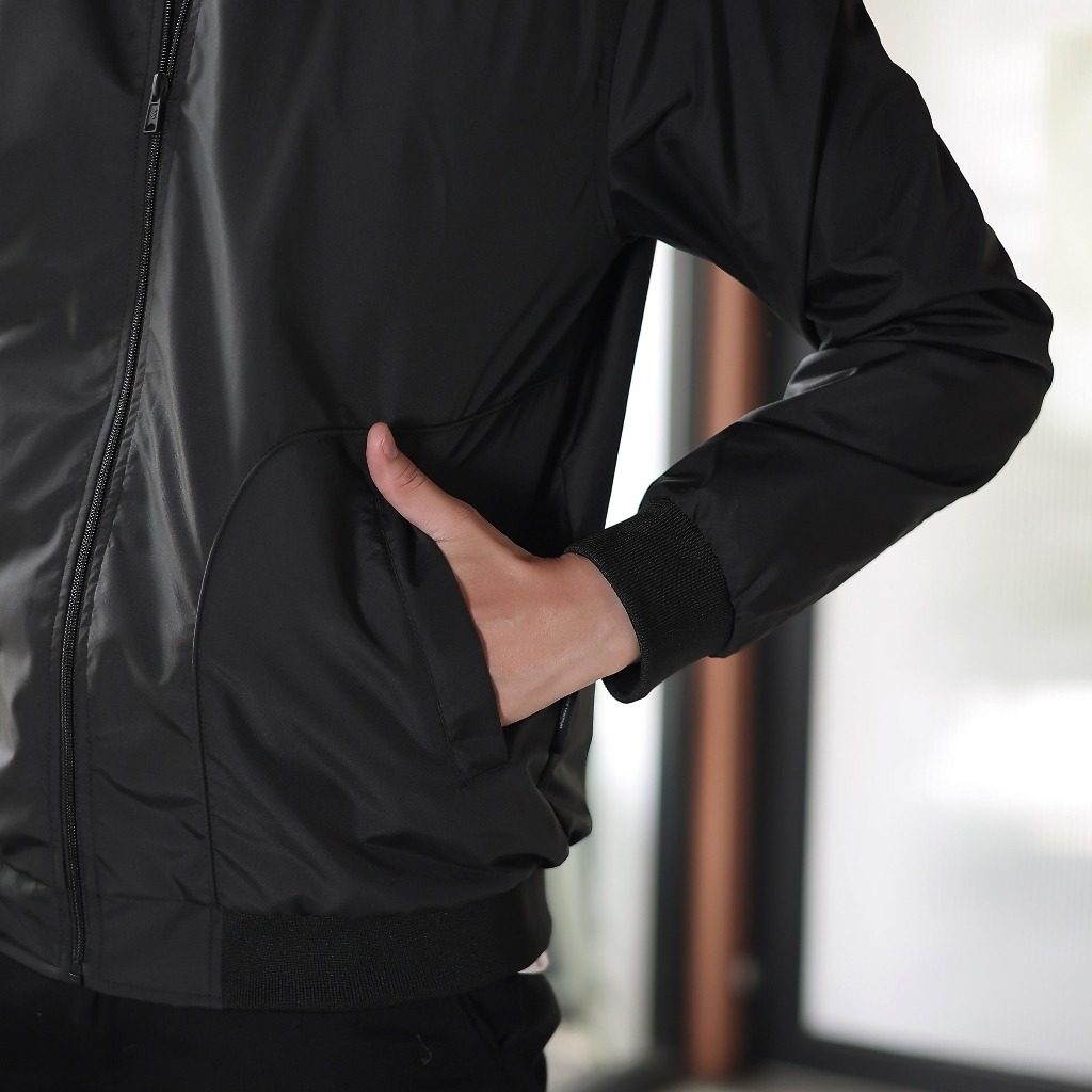Delibra Jaket Bomber Pria Aero