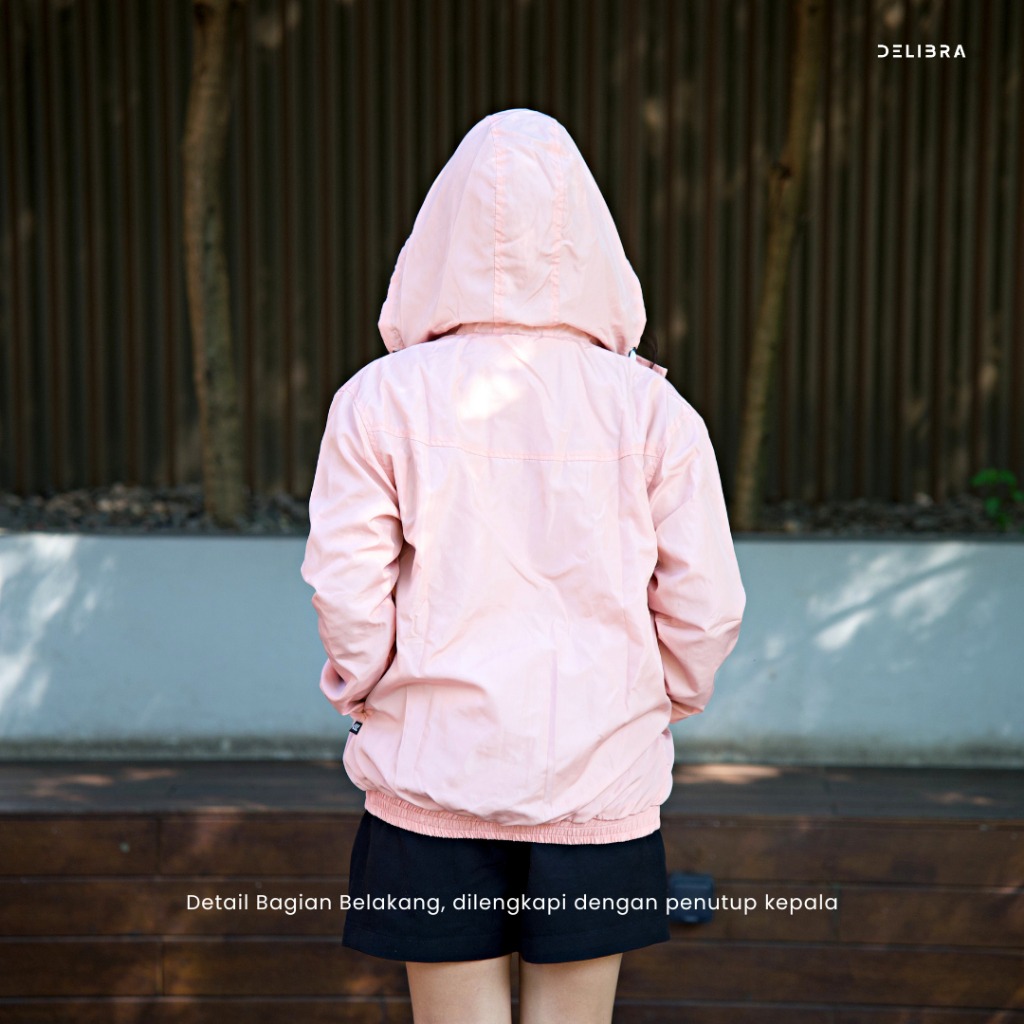 Delibra Jaket Parasut Wanita Marsya