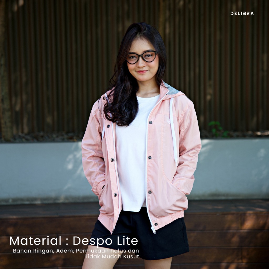 Delibra Jaket Parasut Wanita Marsya