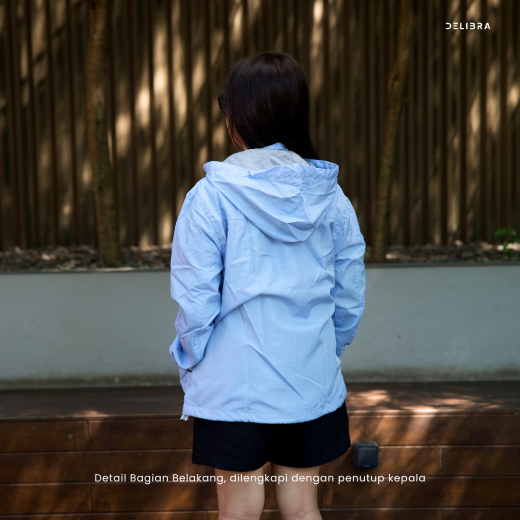 Delibra Jaket Parasut Wanita Anna
