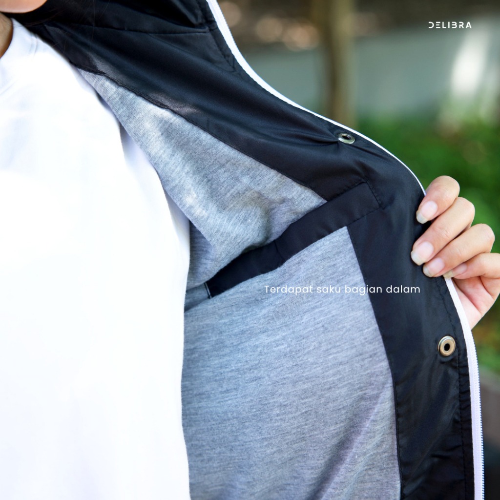 Delibra Jaket Parasut Wanita Marsya