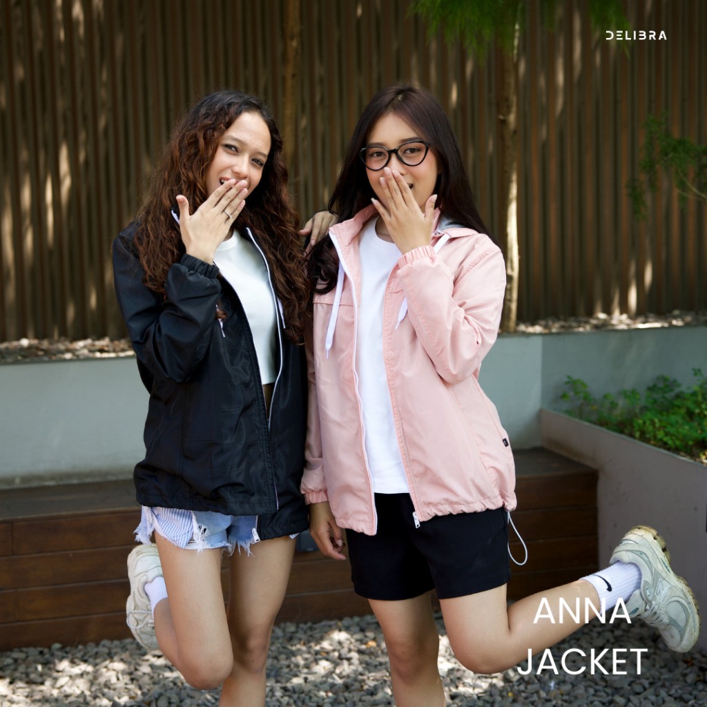 Delibra Jaket Parasut Wanita Anna
