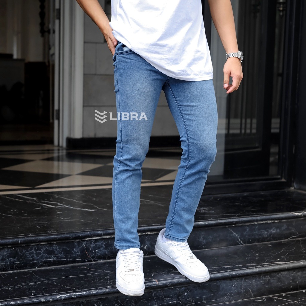 Delibra Celana Jeans Pria Panjang