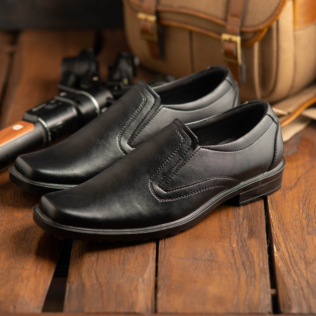 PAULMAY - Sepatu Formal Casual Pria Wina 72