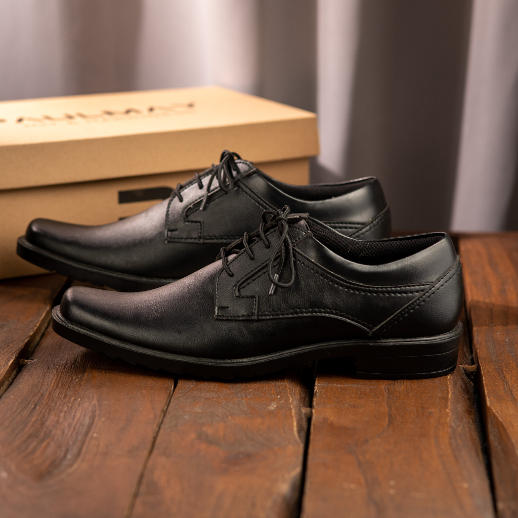 PAULMAY - Sepatu Formal Slip on Pria Wina 70