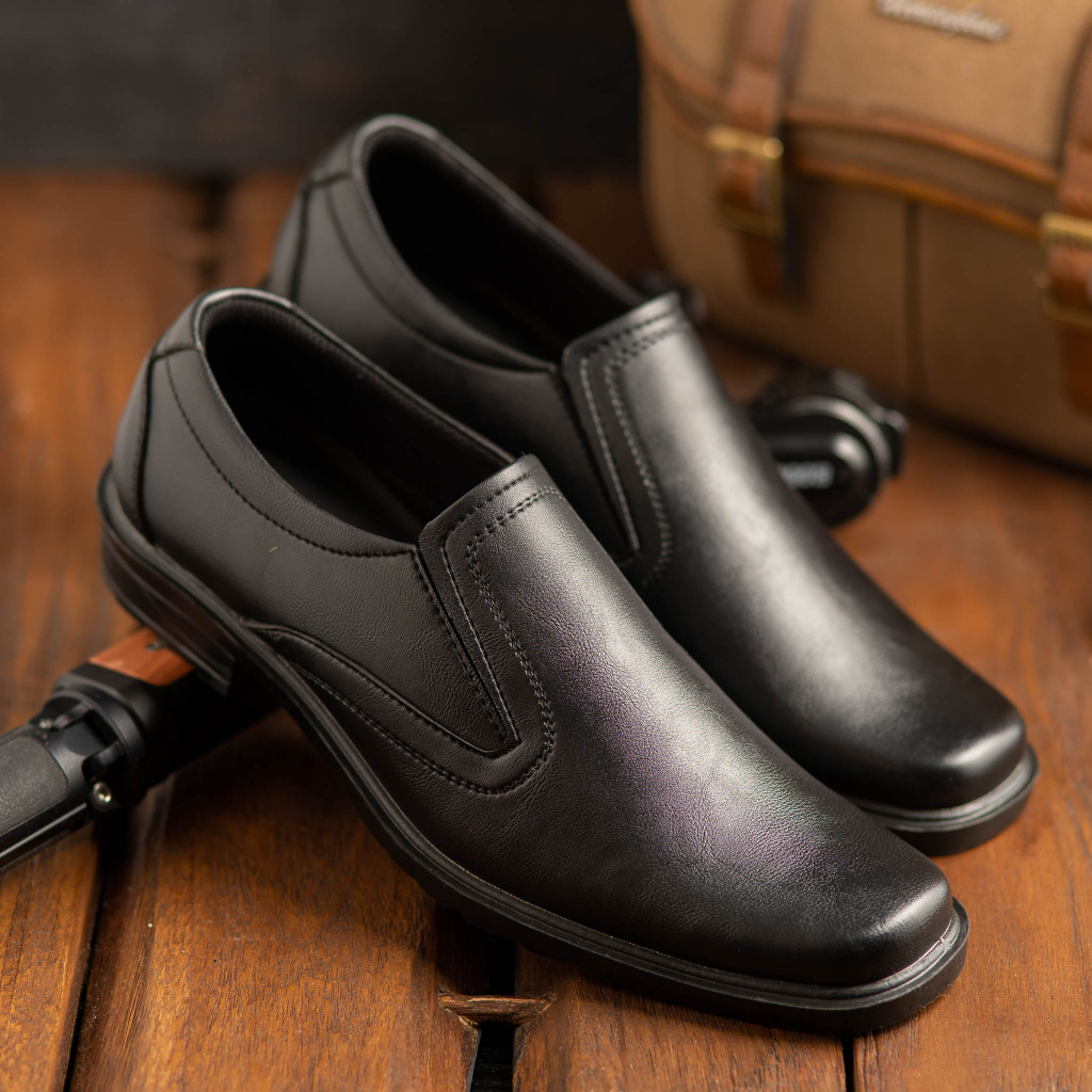 PAULMAY - Sepatu Formal Casual Pria Wina 72