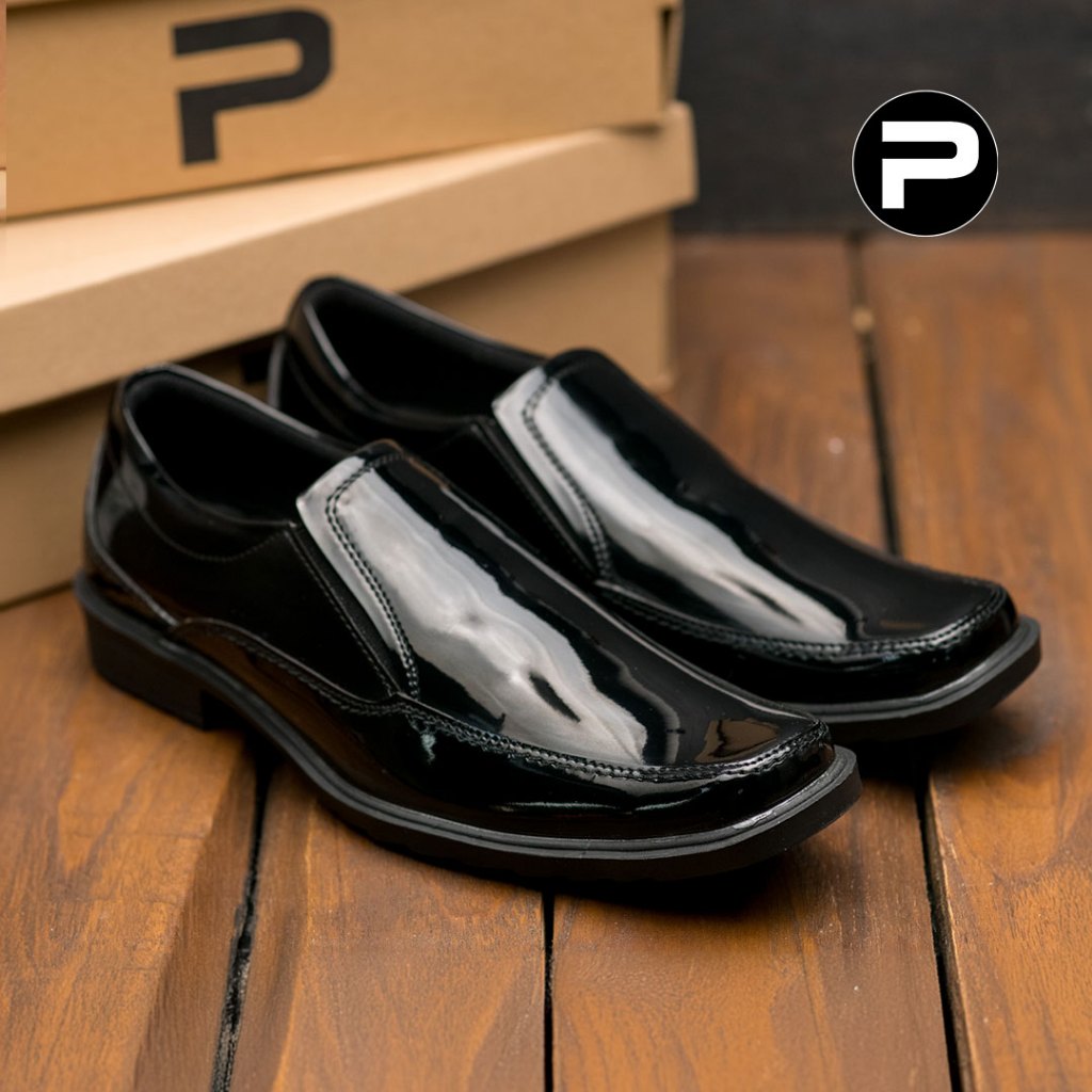 PAULMAY - Sepatu Formal Casual Pria Wina 100