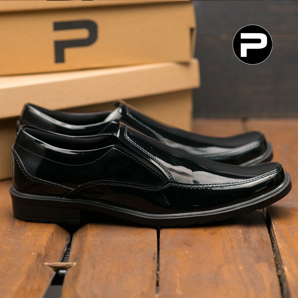 PAULMAY - Sepatu Formal Casual Pria Wina 100