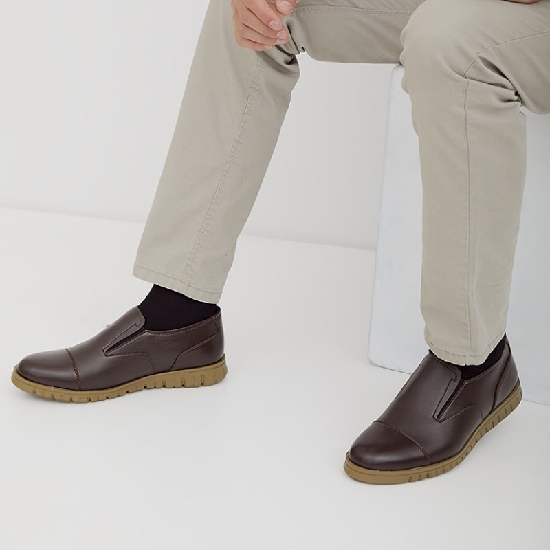 PAULMAY Sepatu Slip On Pria Modena 33