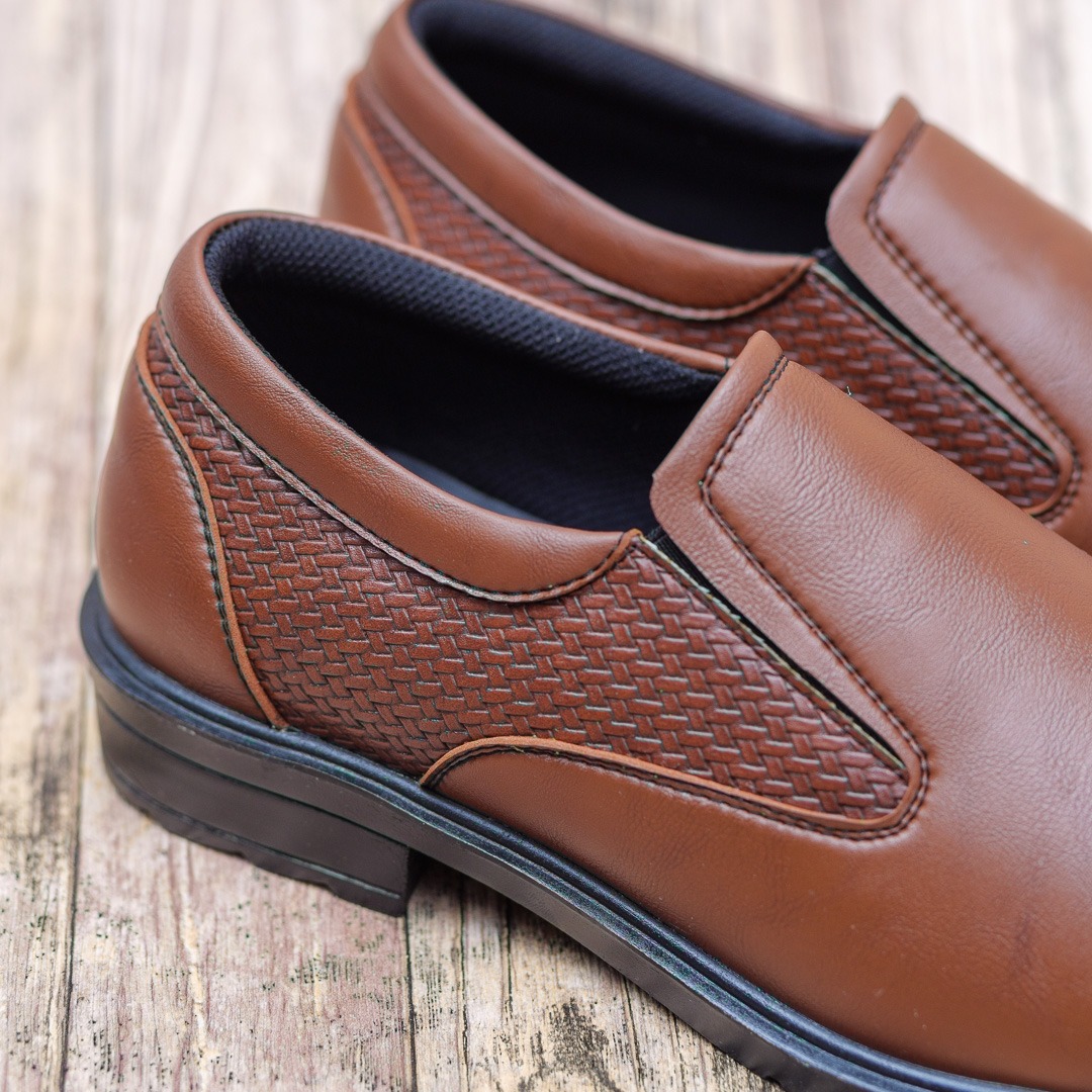 PAULMAY - Sepatu Formal Slip on Pria Wina 69