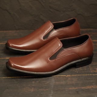 PAULMAY - Sepatu Formal Slip on Pria Wina 75