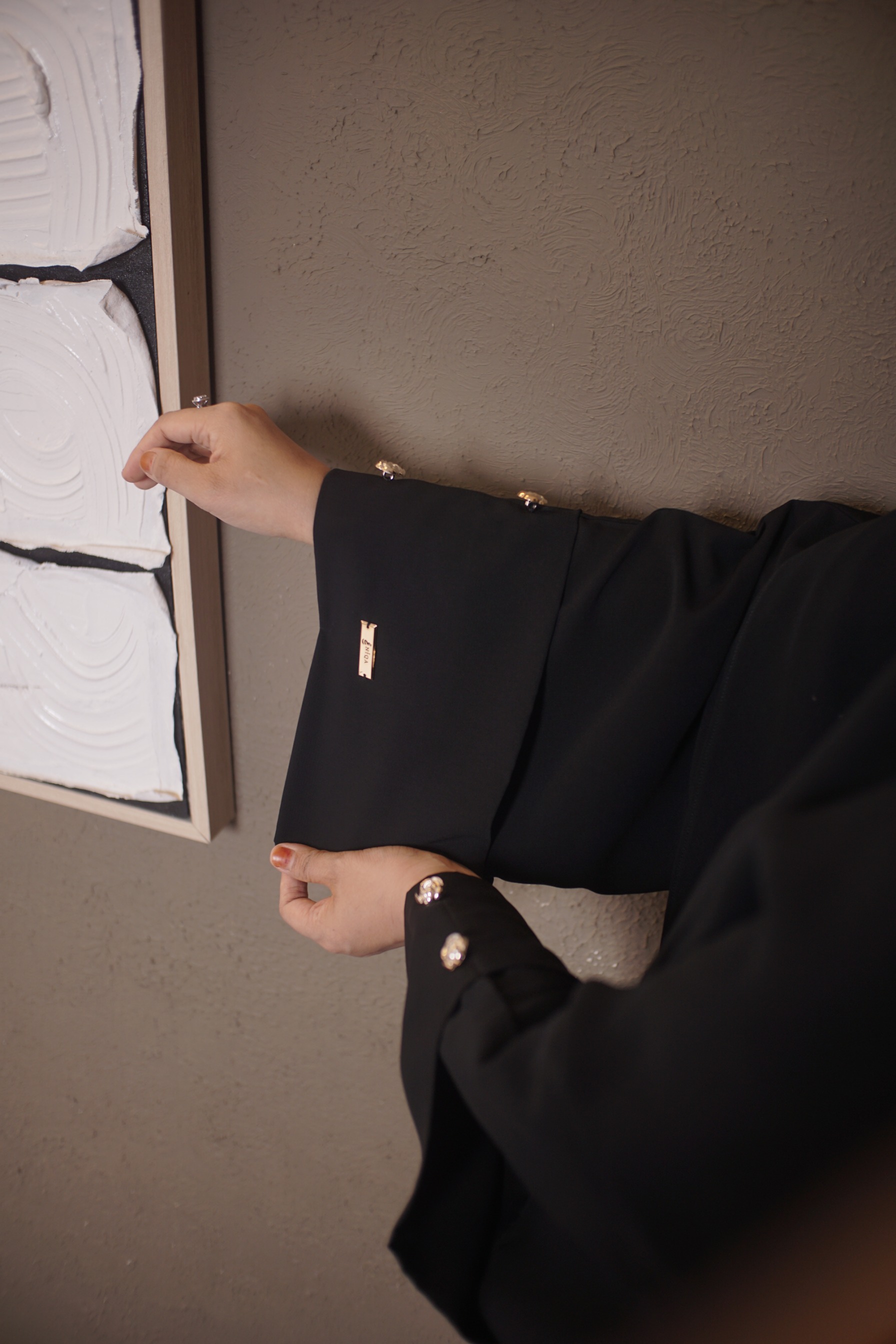 Noir Luxe Abaya