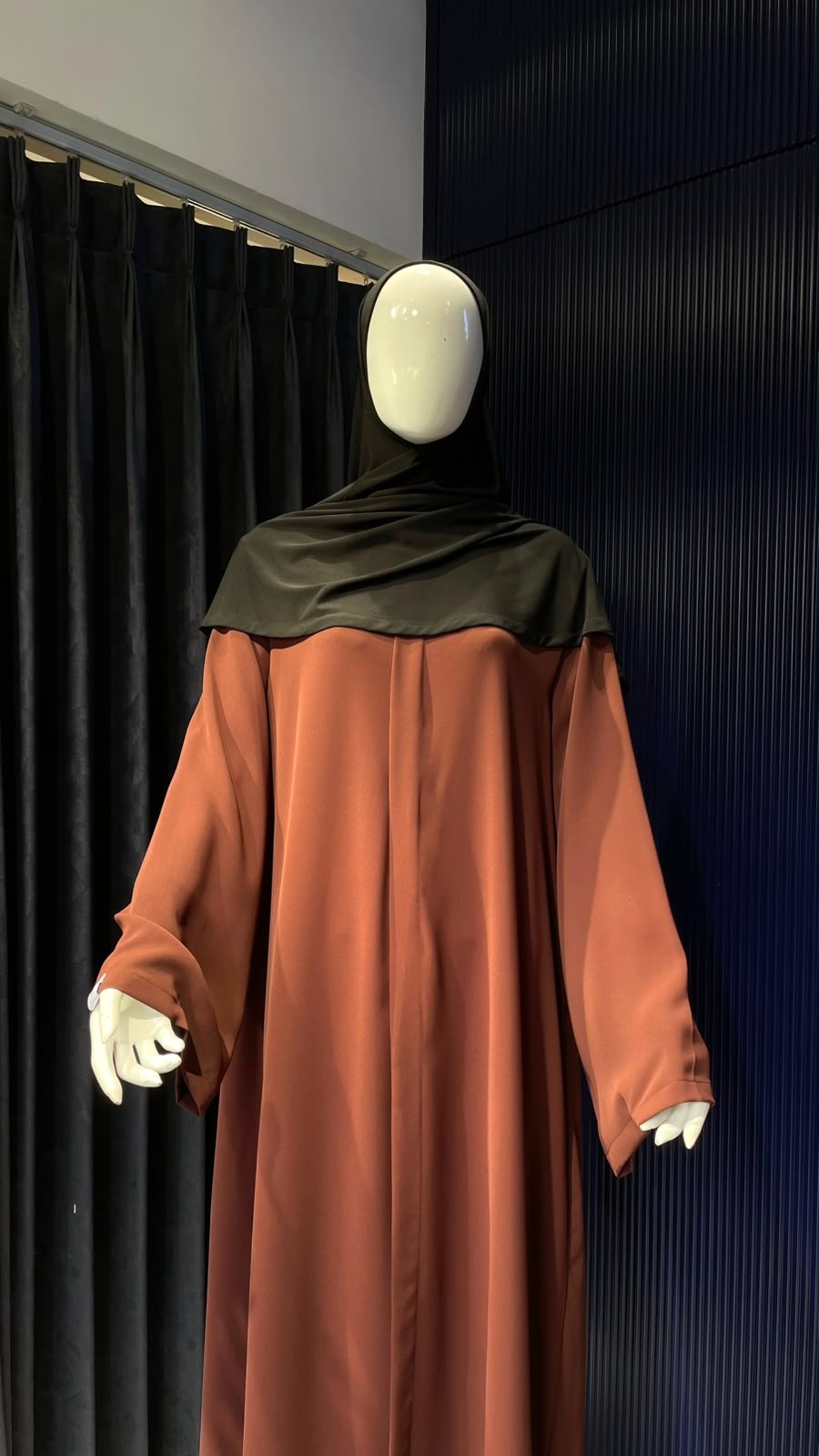 Ameera Abaya