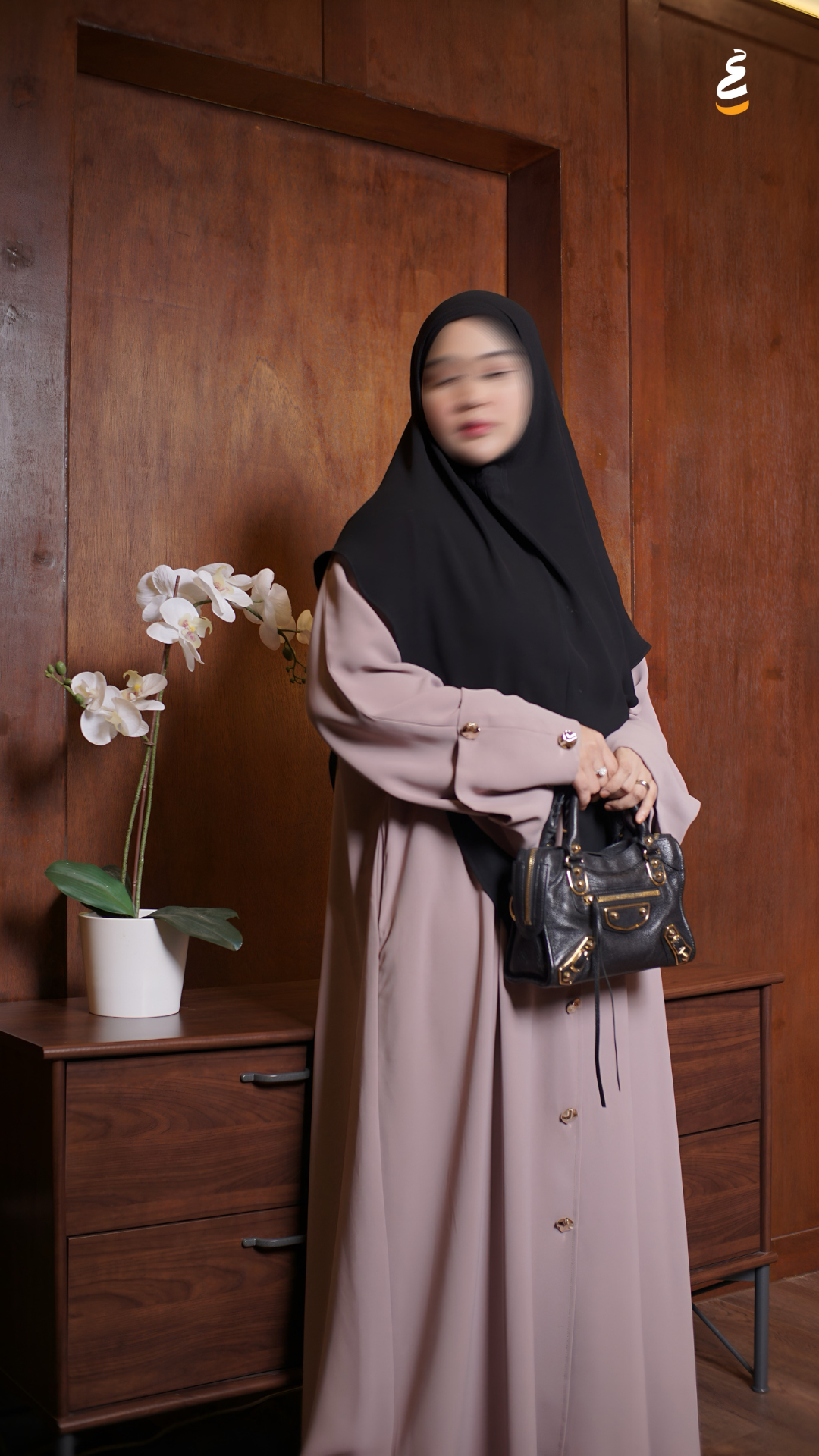 Salona Abaya