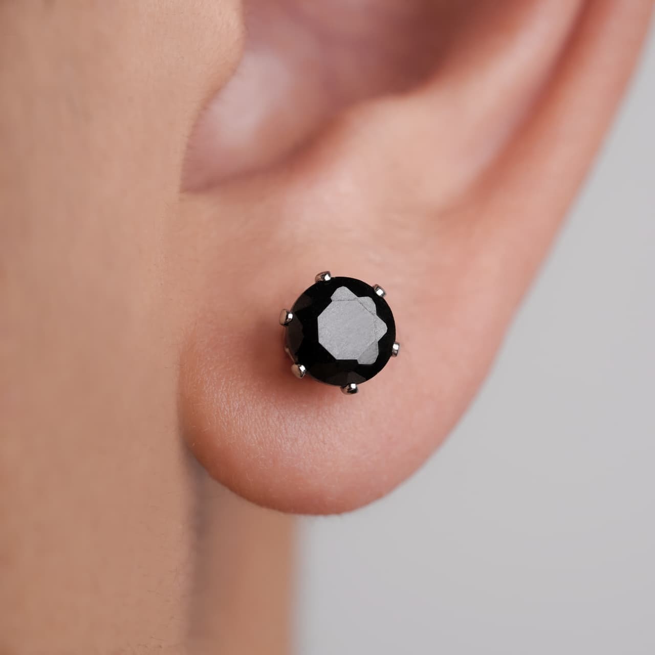 Delbert Earring