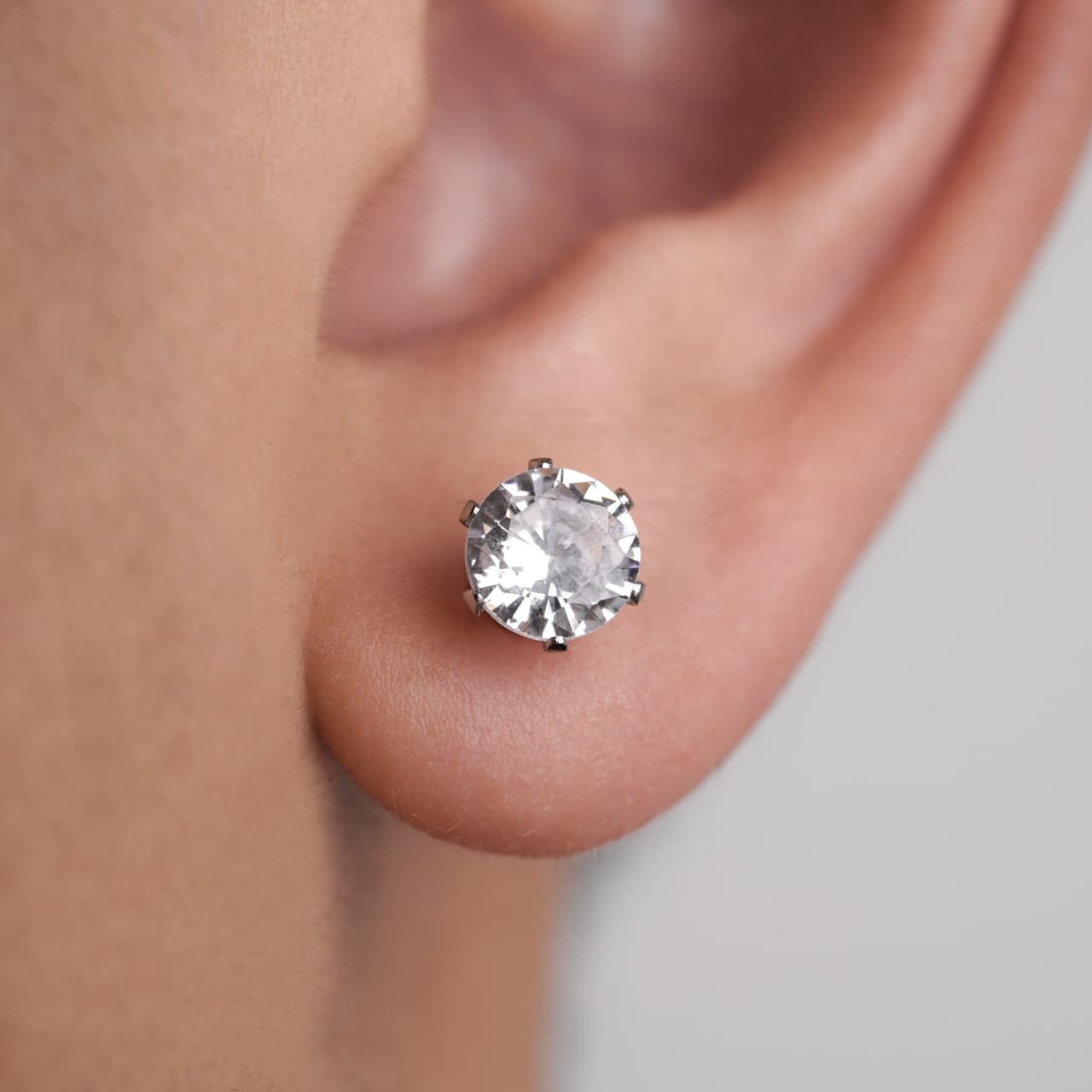 Delbert Earring