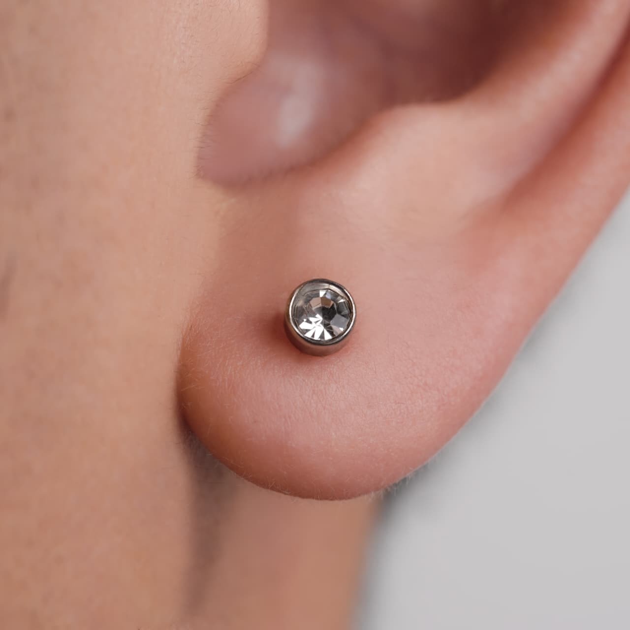Hugo Earring