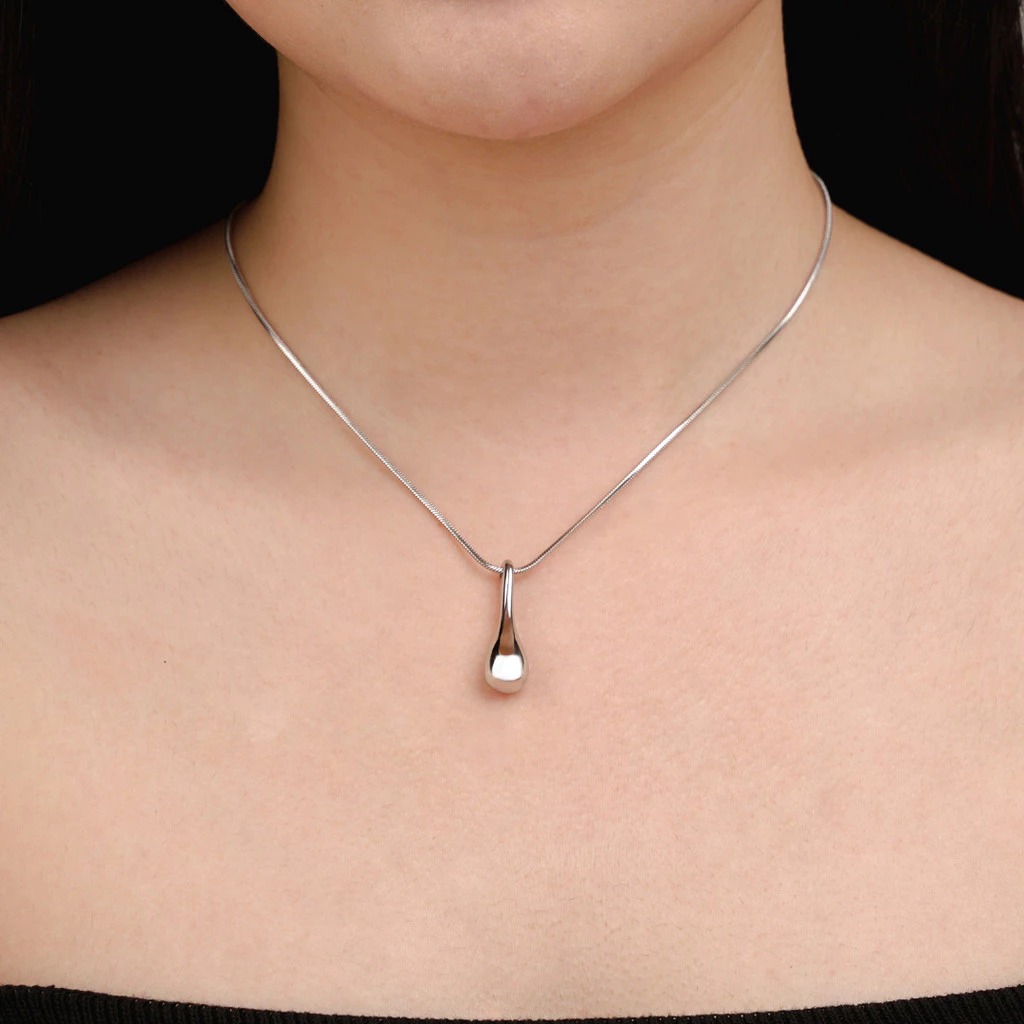 Jesse Necklace