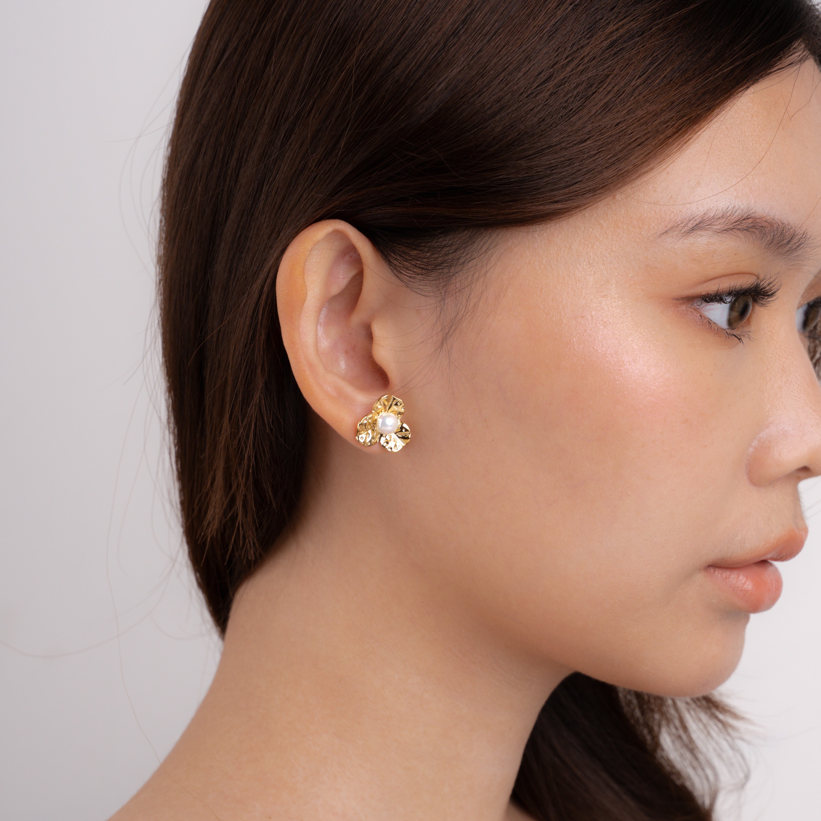 Lilyana Earrings