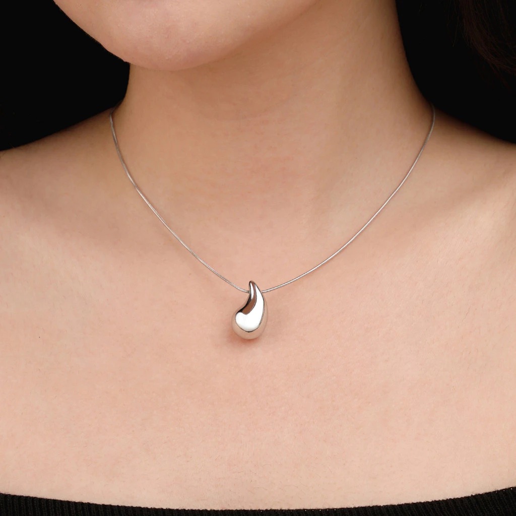 Drey Necklace