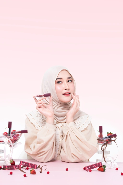 Image of Kyl Cosmetic - Water Tint Cherry Bomb ( Lip Tint )