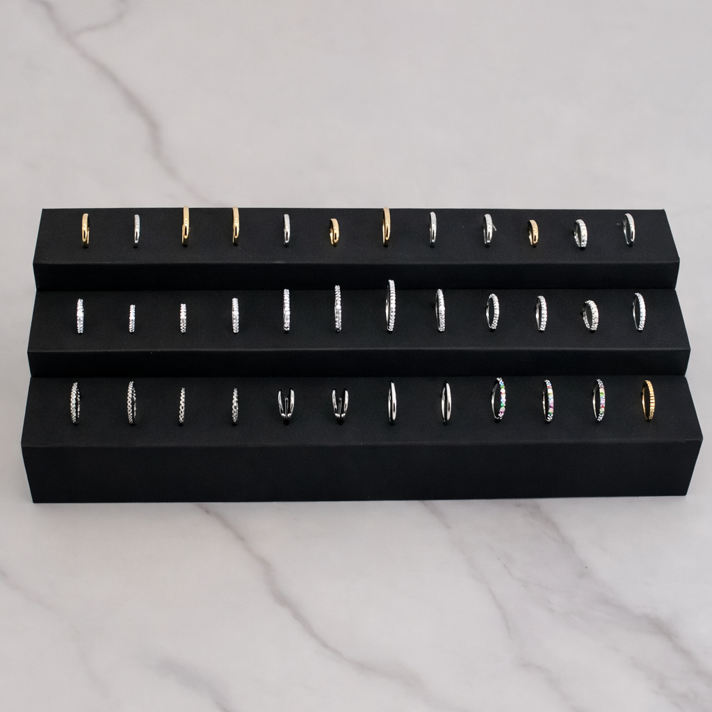 Set Of 3 Hinged Ring Display Blocks - Black