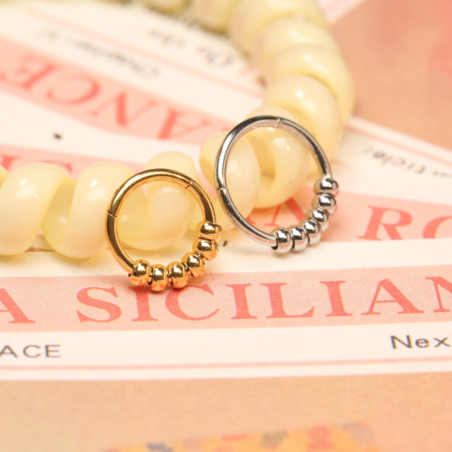 Beads String Piercing Hoop - Clicker