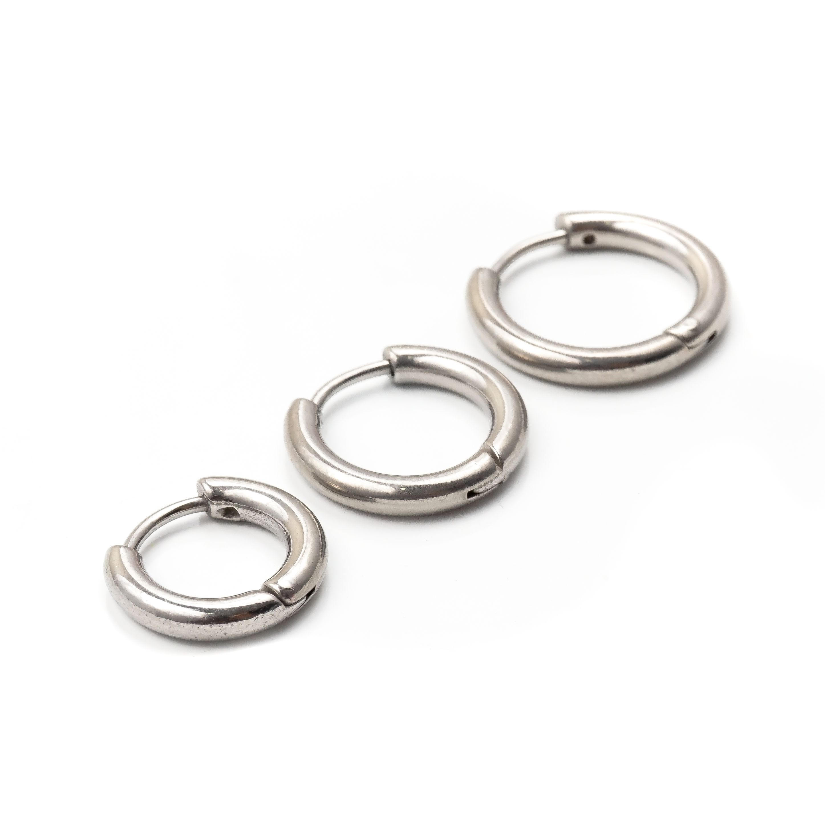 Lulia - Titanium Hoop