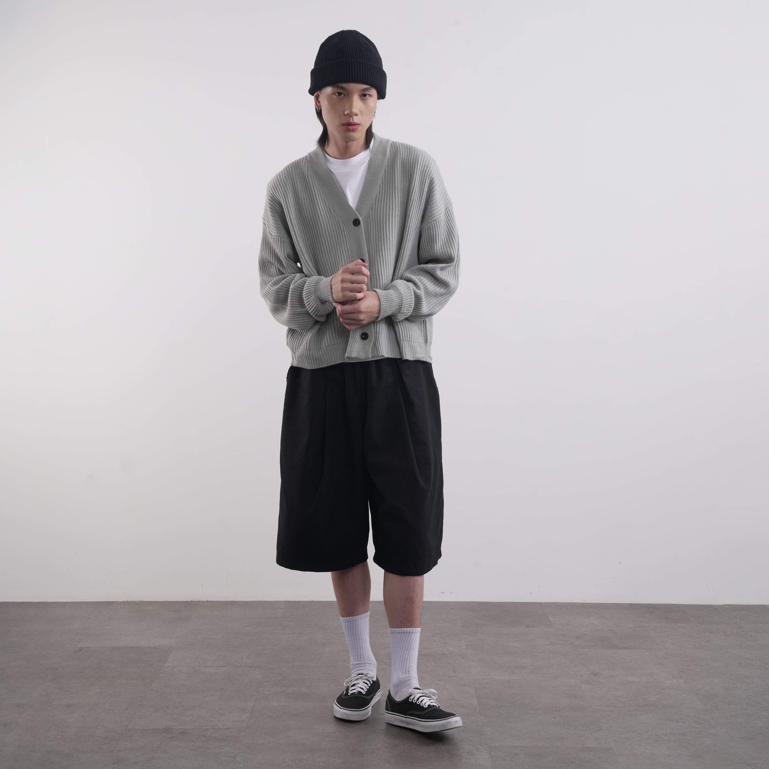Baggy Canvas Short Pants - Black