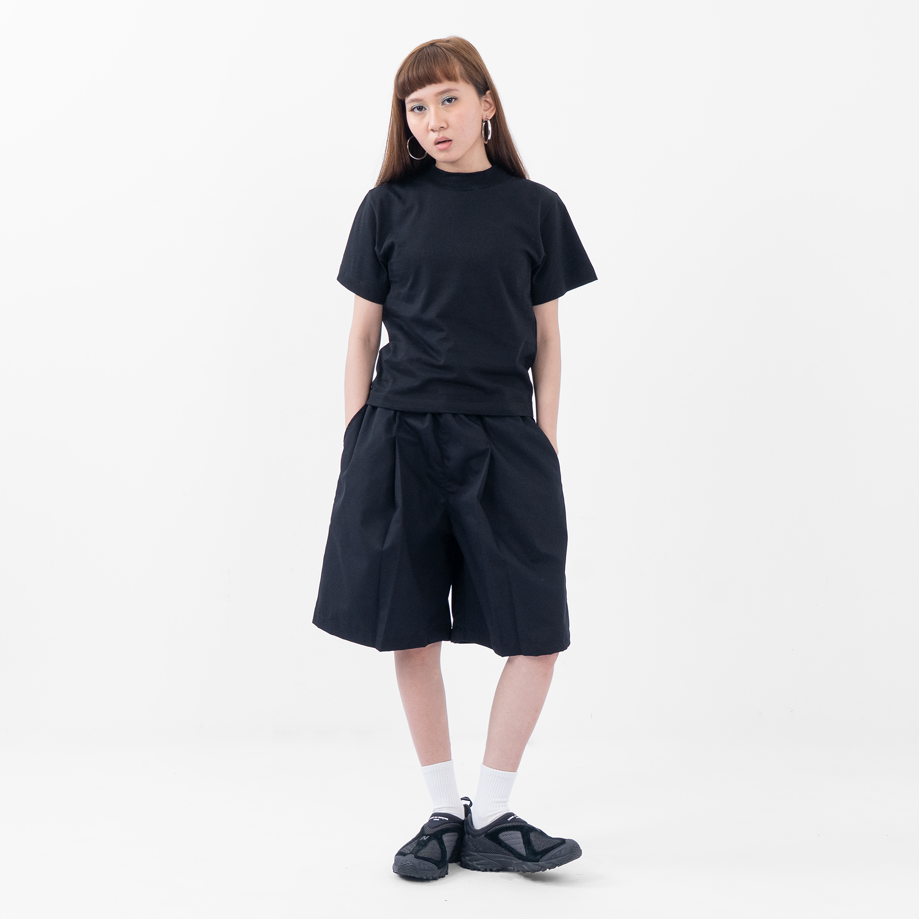 Baggy Canvas Short Pants - Black