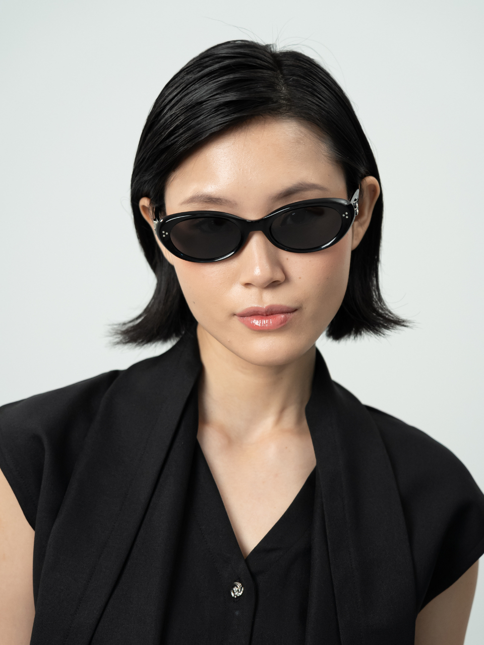 ANKARA Eyewear - JENNI Black Lens with Black Acetate Oval Sunglasses