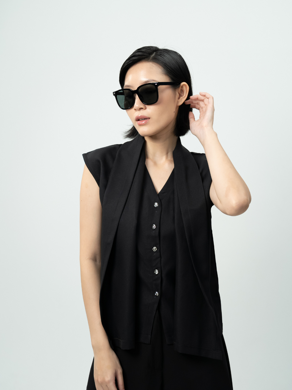 ANKARA Eyewear - ZORIN Moss Green Lens with Black Acetate Square Sunglasses