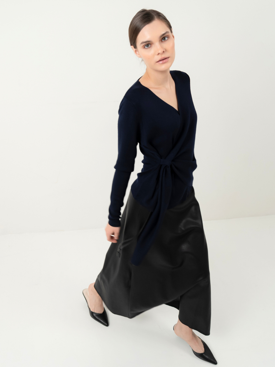 ANKARA - Rinae V-Necked Wrap Top
